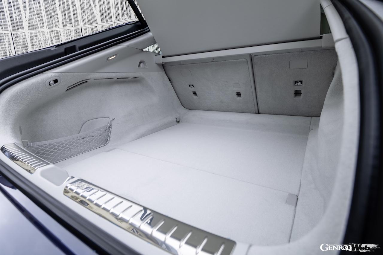 メルセデス・ベンツ EQS 450+のラゲージコンパートメント