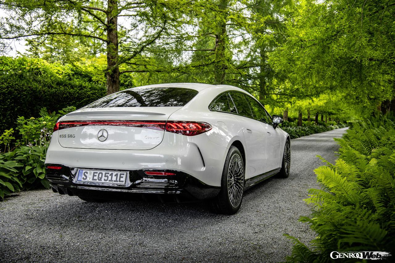 メルセデス・ベンツ EQS 580 4MATICのリヤビュー