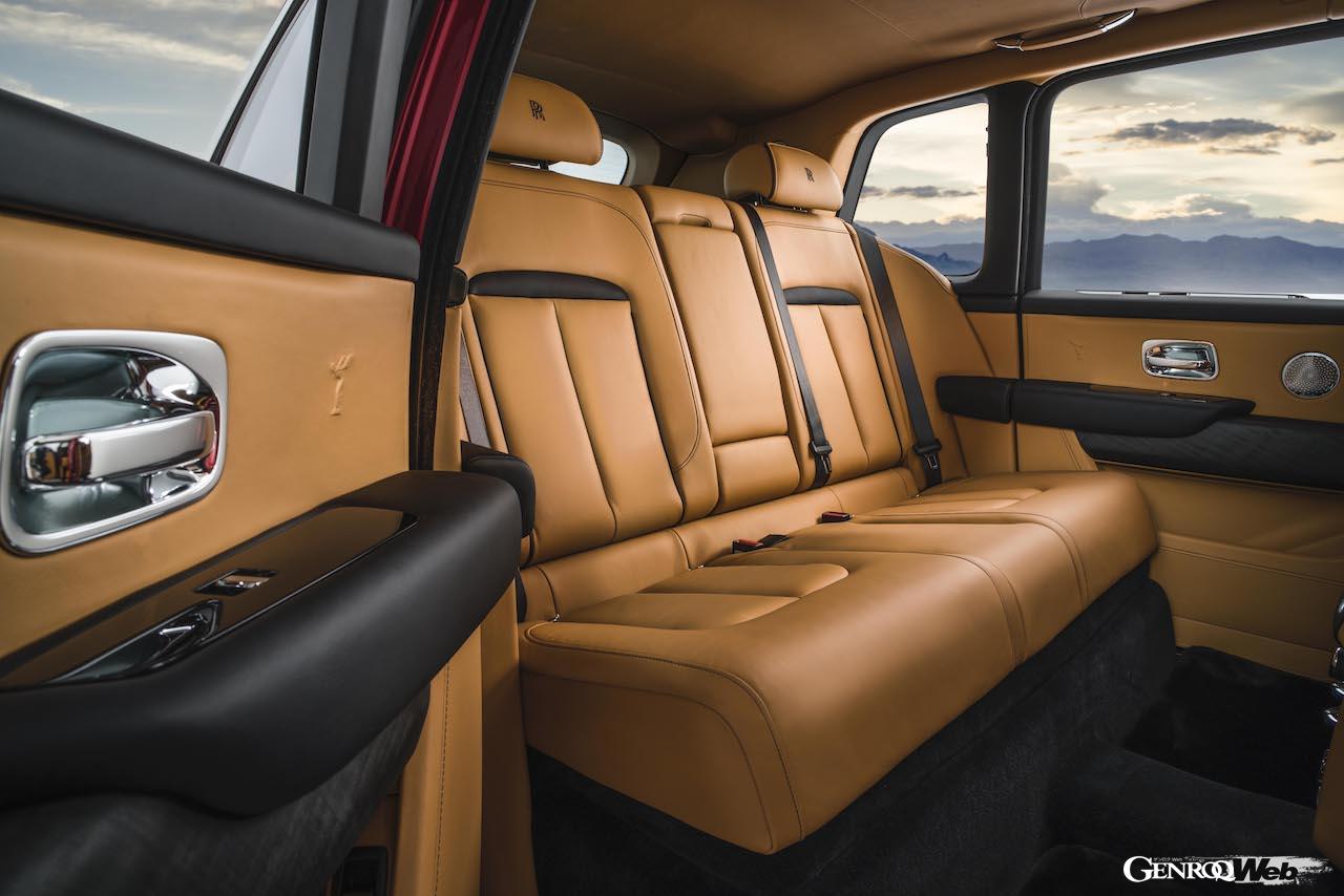 ロールス・ロイス カリナンのリヤシート