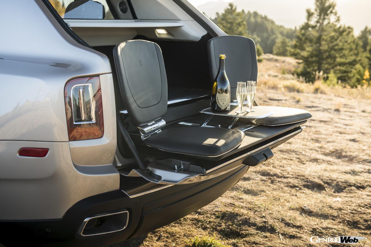 ロールス・ロイス カリナンの「ビューイングスイート」。