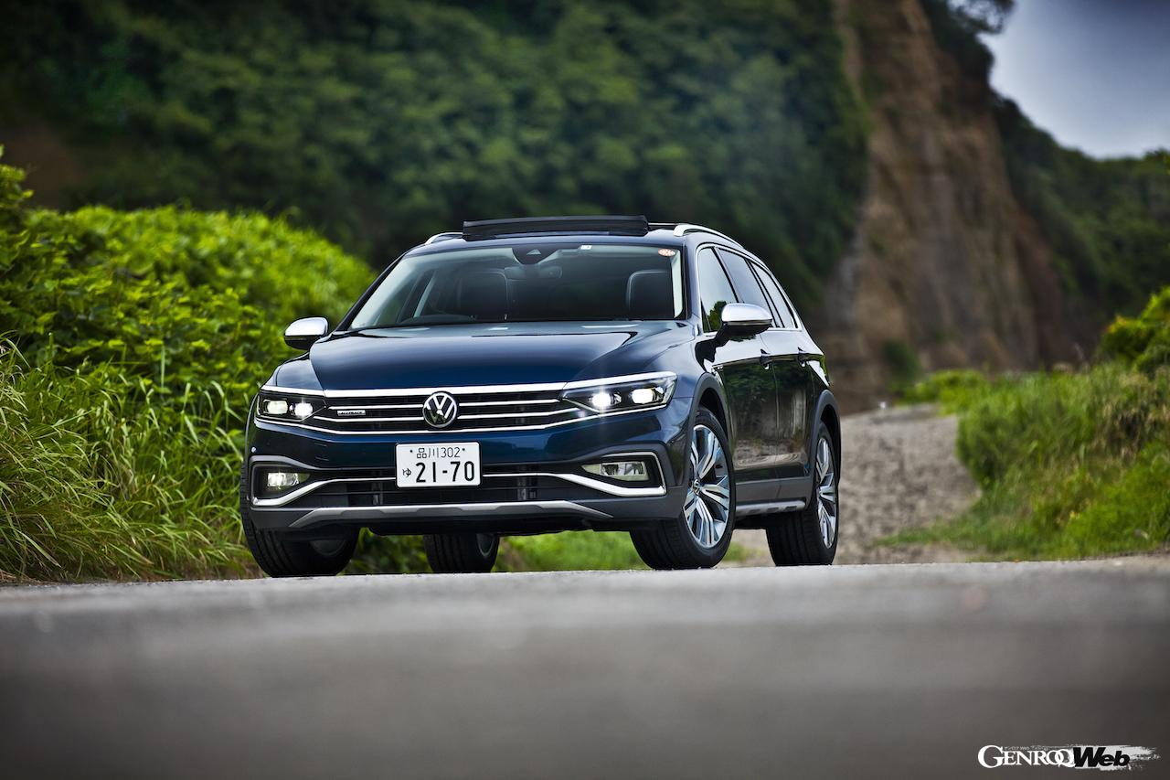 フォルクスワーゲン パサート オールトラックのフロントビュー