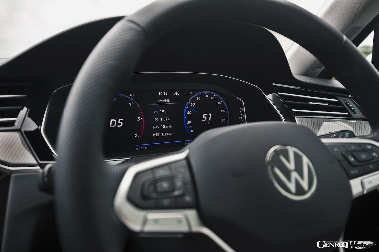 フォルクスワーゲン パサート オールトラックのメーターディスプレイ