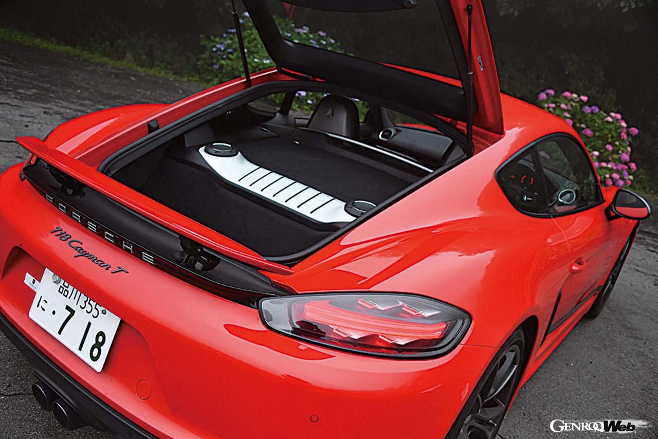 ポルシェ 718 ケイマンTのラゲッジ