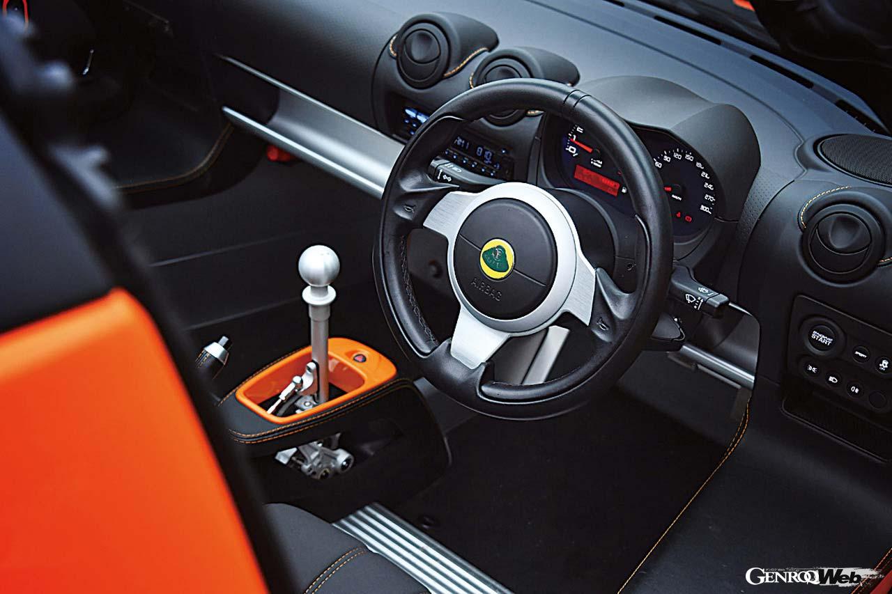 ロータス エリーゼ スポーツ220IIのインテリア