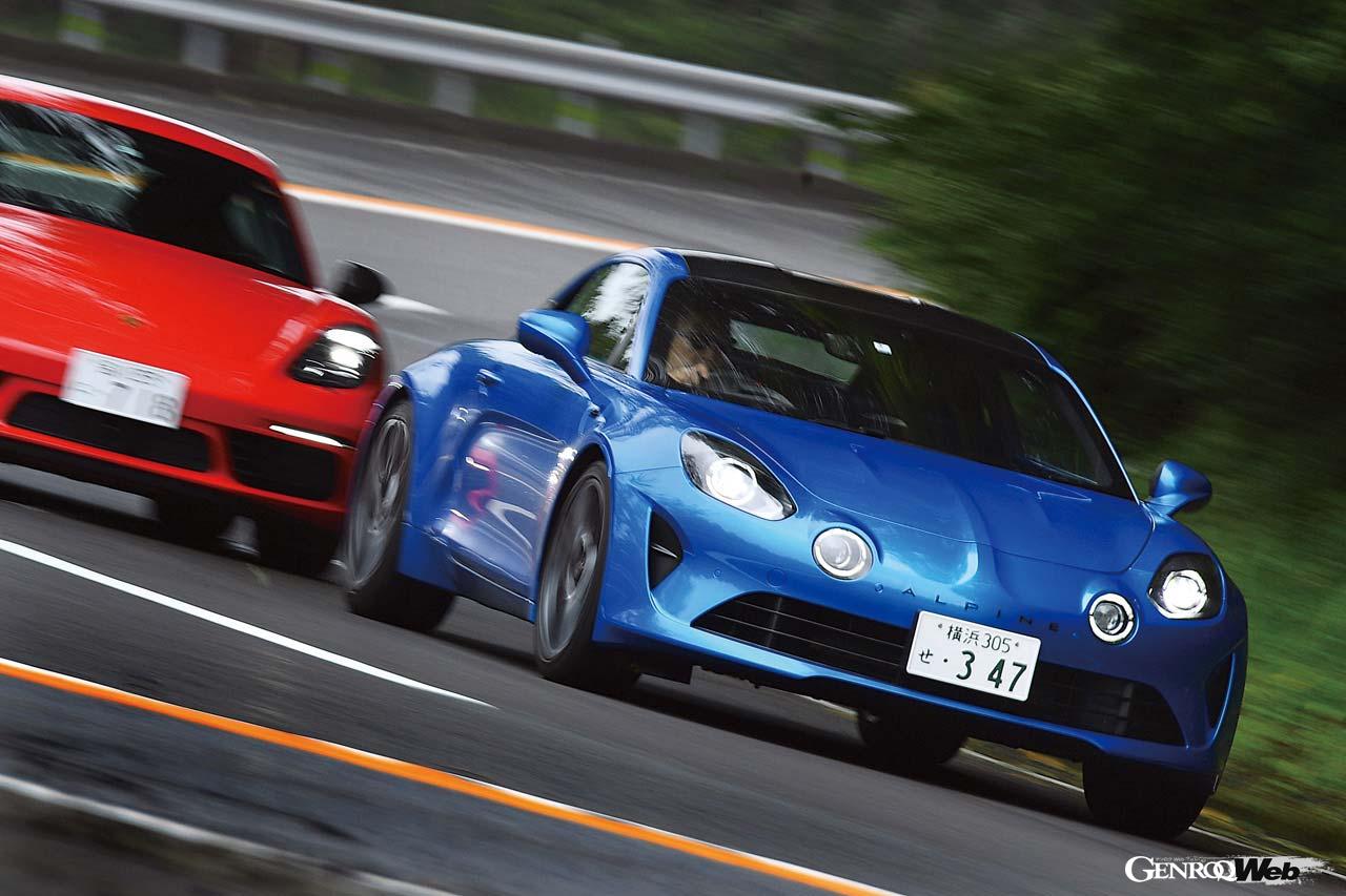 ポルシェ 718 ケイマンTとアルピーヌ A110Sのリヤスタイル