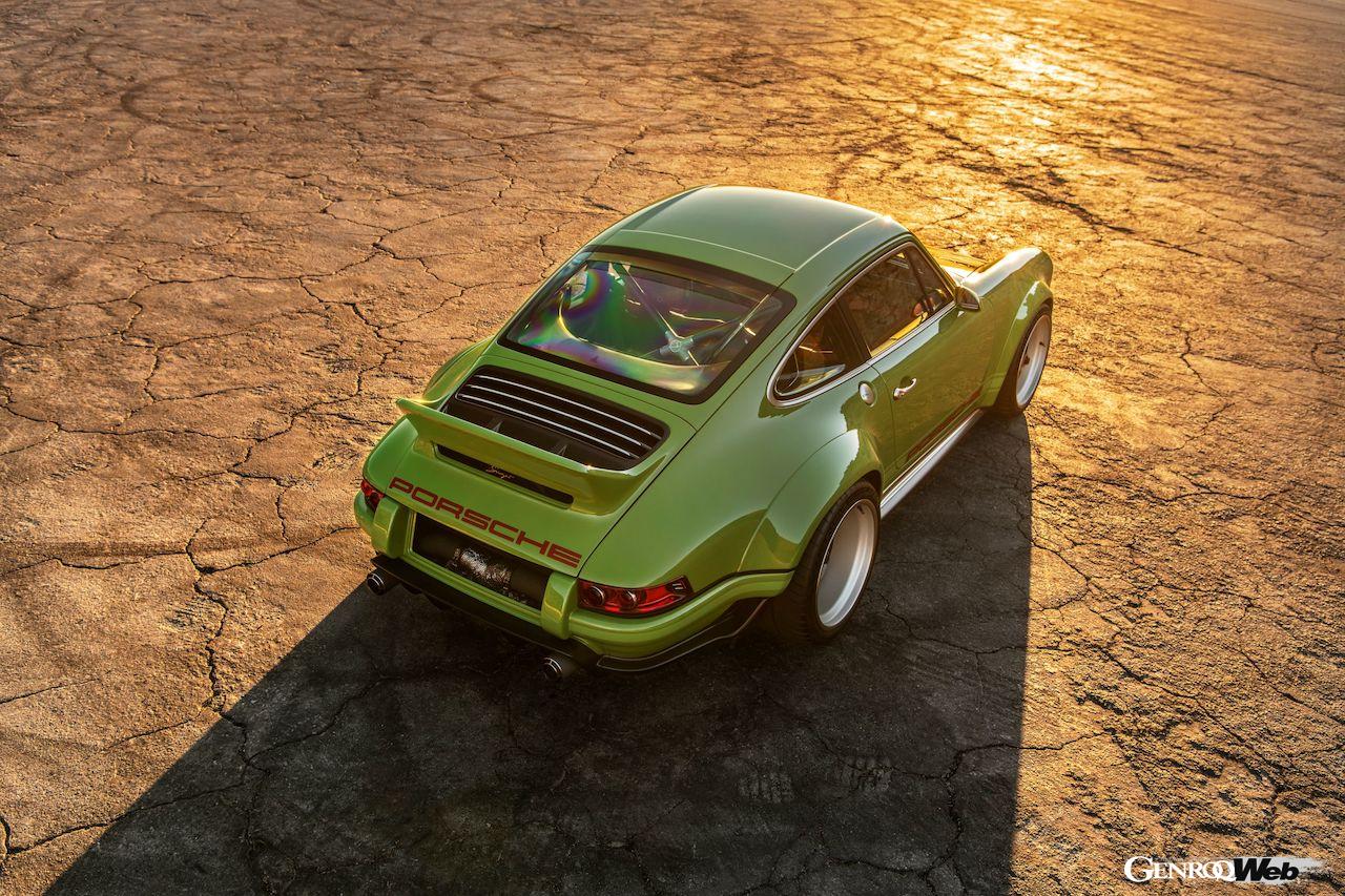 シンガー、英国拠点で製造された「DLS」デリバリー1号車をモントレー・カーウィークで公開