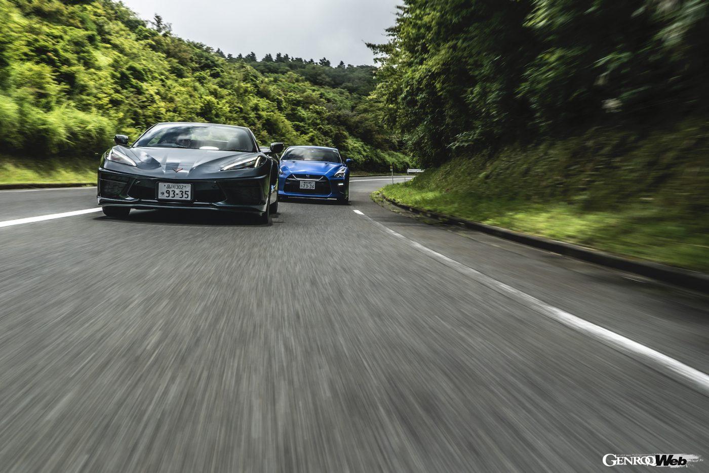 シボレー コルベットコンバーチブルとニッサン GT-R