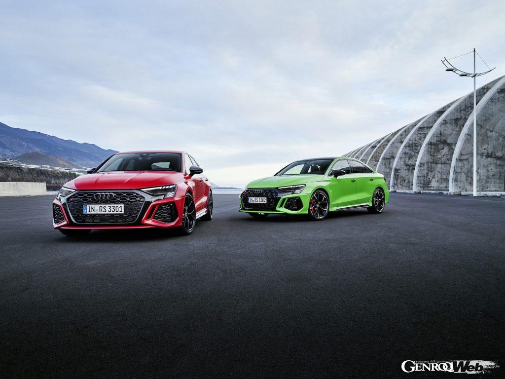 アウディの新型RS3 スポーツバックおよびセダン