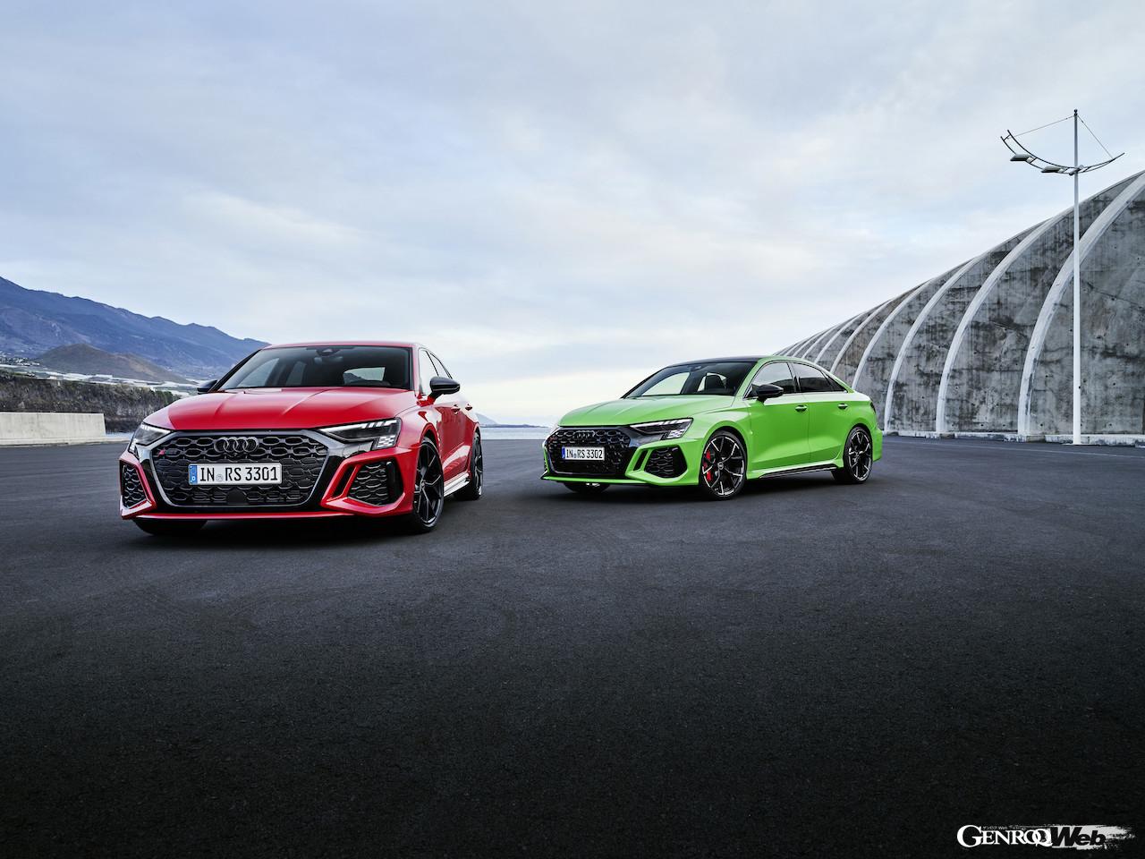 アウディの新型RS3 スポーツバックおよびセダン