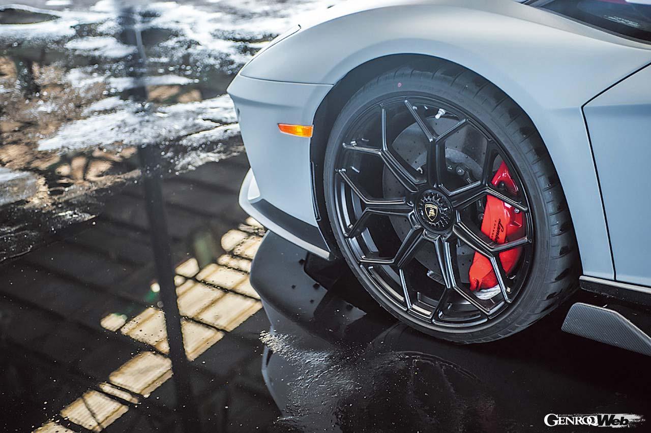 ランボルギーニ アヴェンタドール LP780-4 ウルティマエのホイール