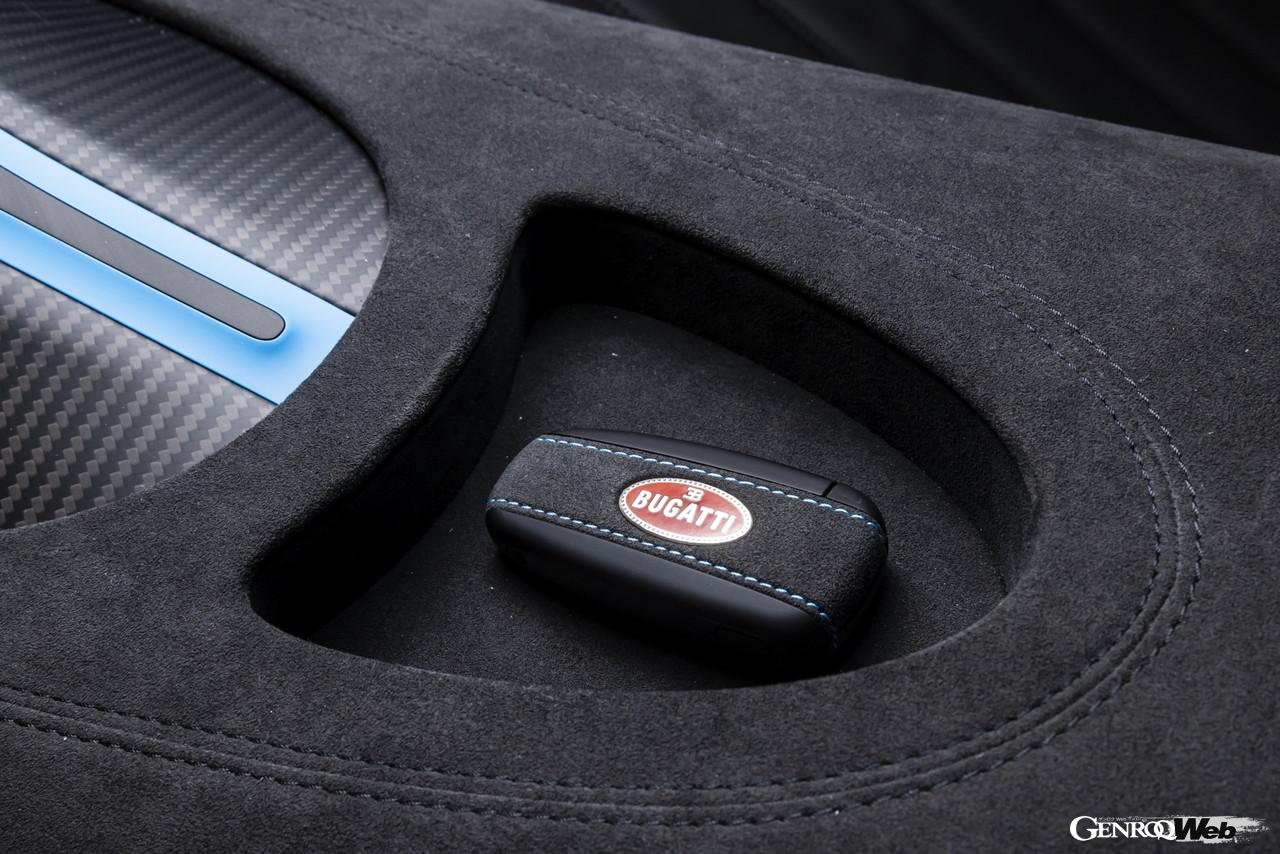 ブガッティ シロン ピュアスポーツ、日本初上陸