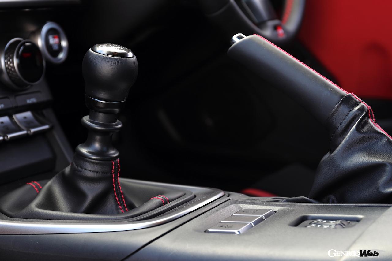 GR 86のスティックシフト