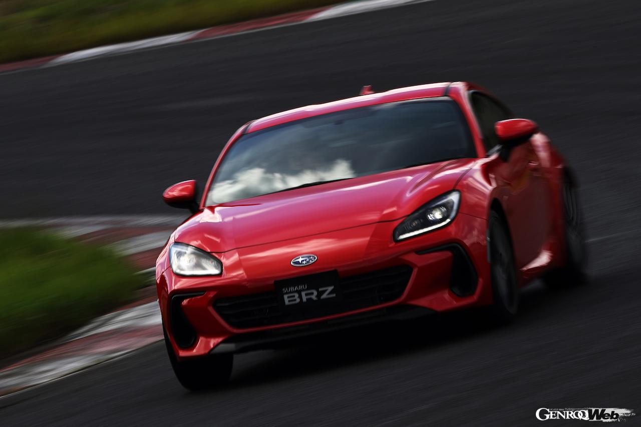 スバル BRZのフロントビュー