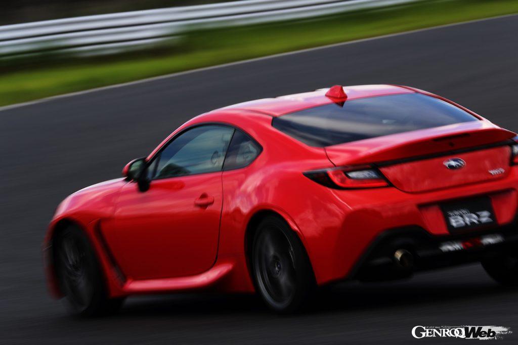 スバル BRZのリヤビュー