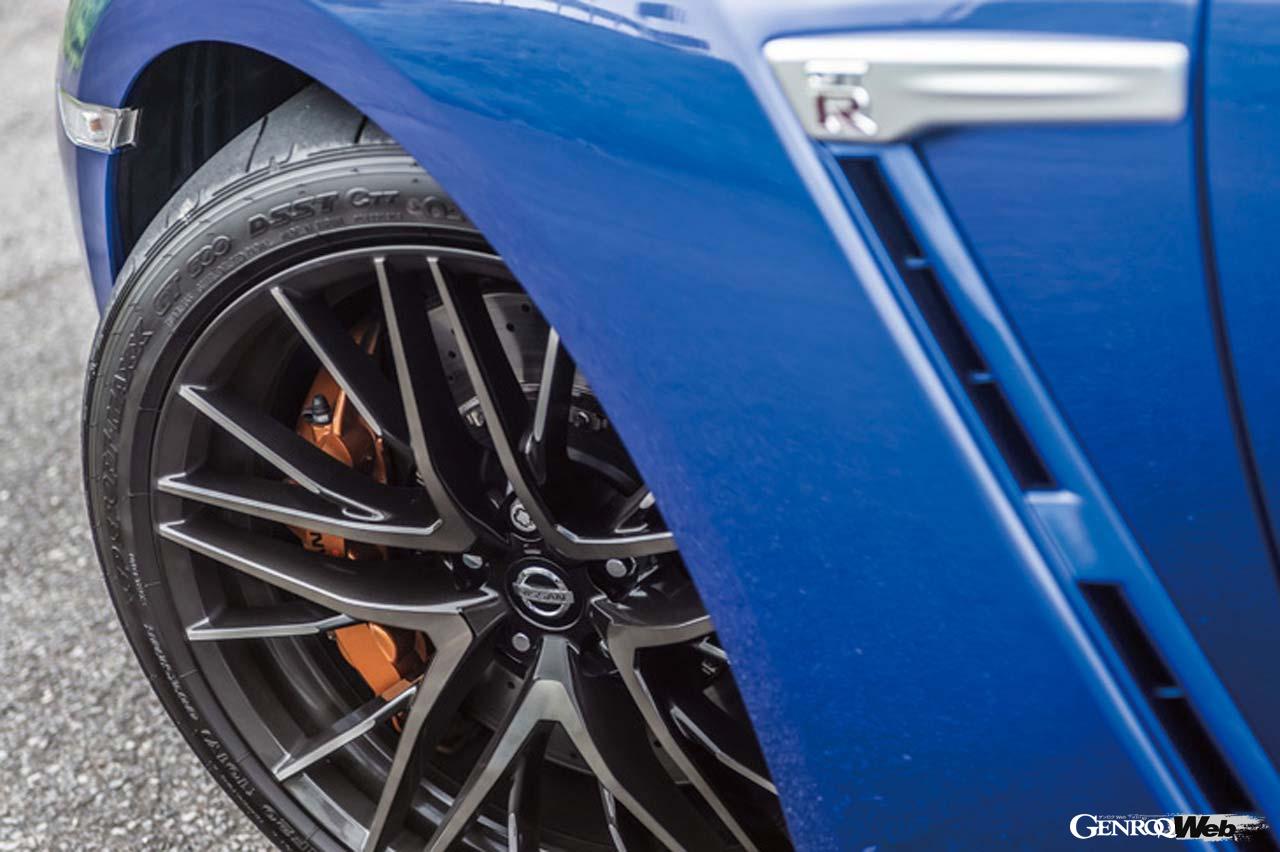 ニッサン GT-R プレミアムエディションのホイール