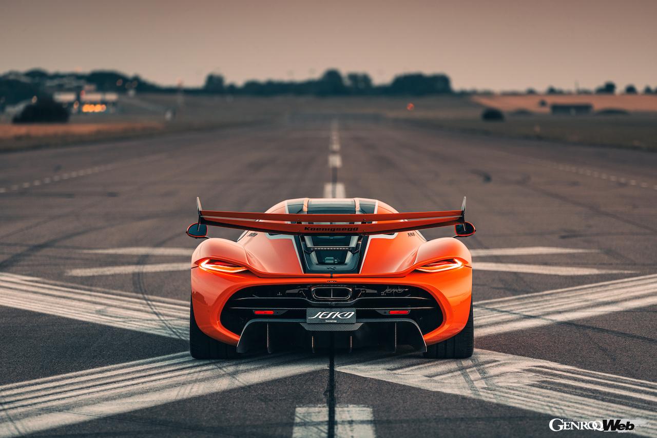 ケーニグセグ ジェスコの正面ビュー