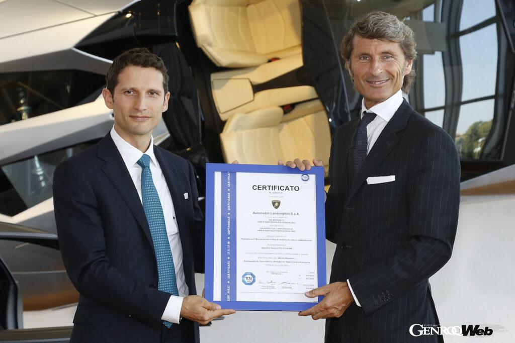 カウンタックの時代から現在まで脈々と続く、ランボルギーニのカーボンファイバー複合素材研究・開発