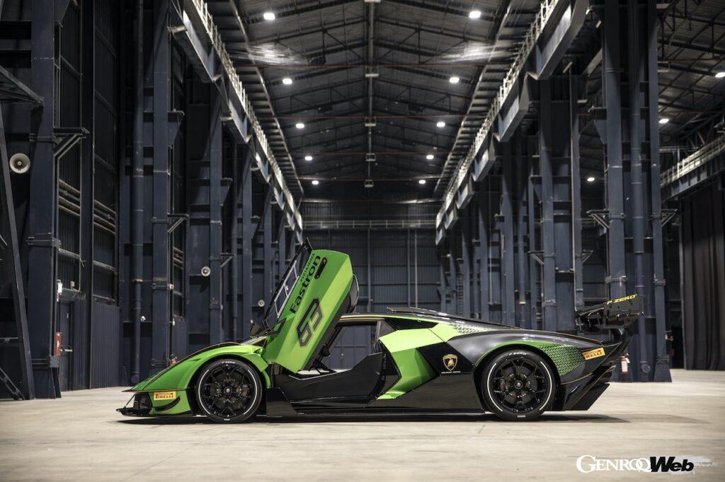 カウンタックの時代から現在まで脈々と続く、ランボルギーニのカーボンファイバー複合素材研究・開発