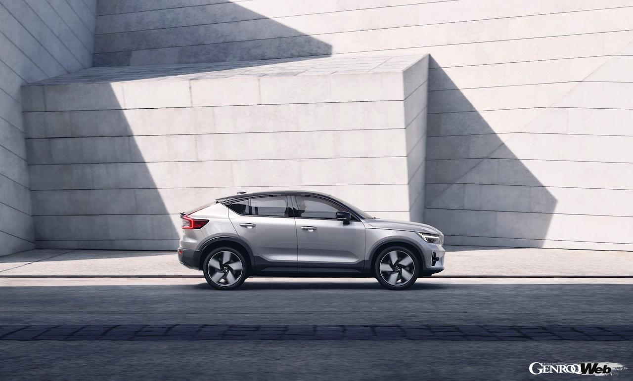 ボルボ C40 リチャージのサイドビュー