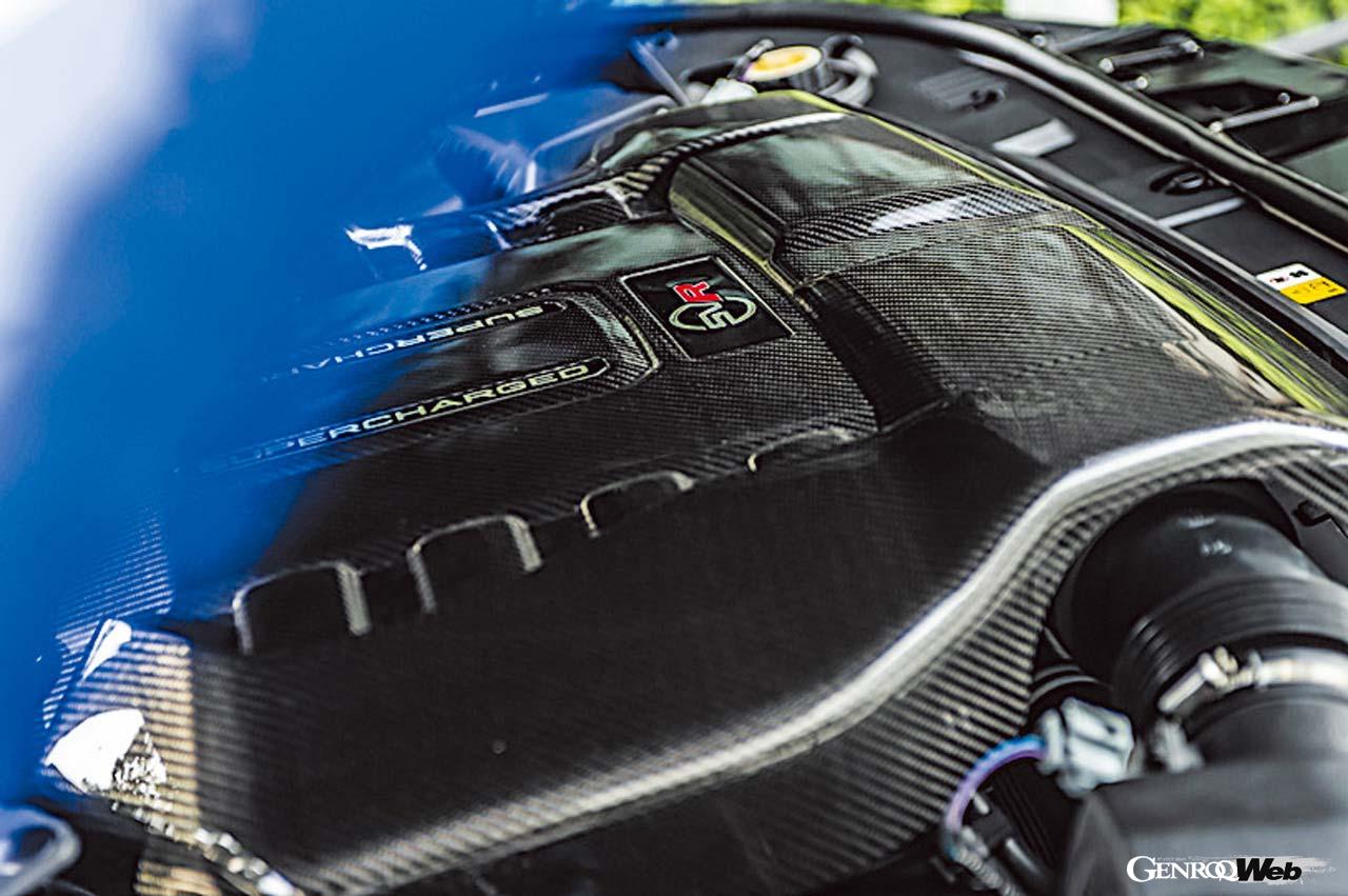 レンジローバースポーツSVRカーボンエディションのエンジン