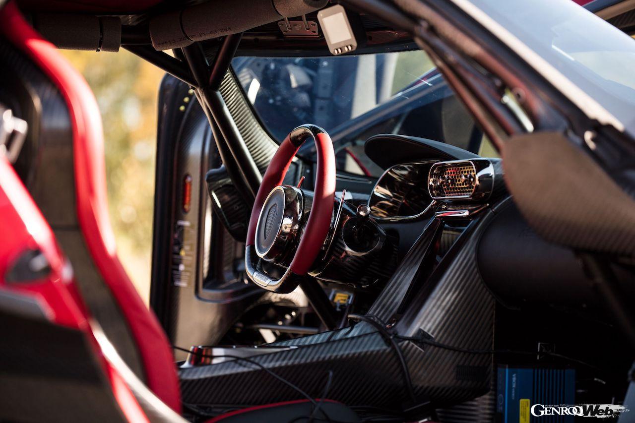 ケーニグセグ レゲーラのコクピット
