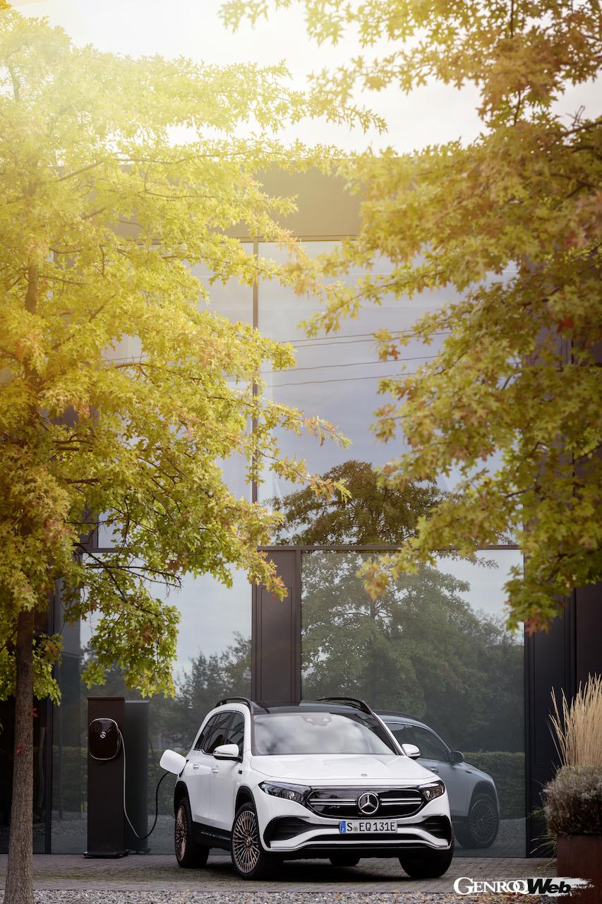 メルセデス・ベンツ EQBのフロントビュー