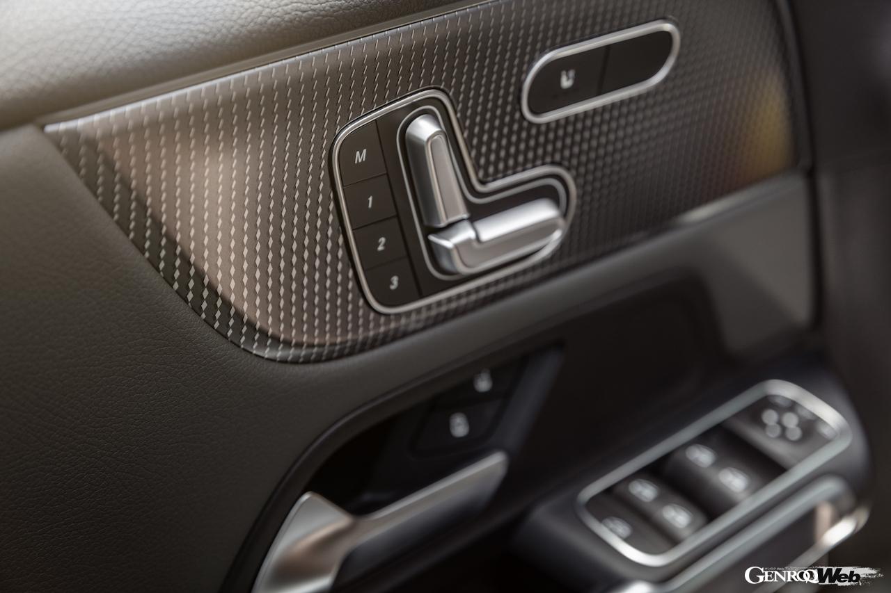 メルセデス・ベンツ EQBのシートアジャスター