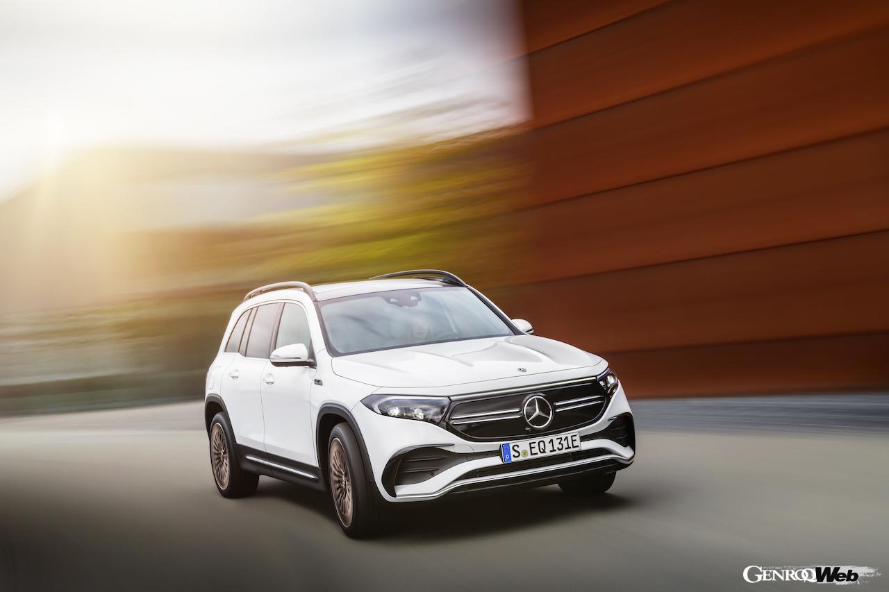 メルセデス・ベンツ EQBのフロントビュー