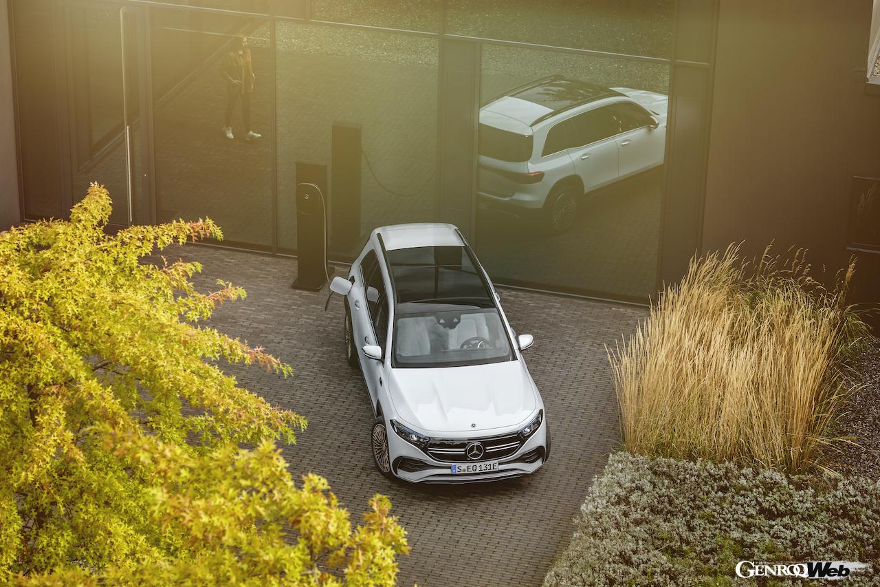 メルセデス・ベンツ EQBのフロントビュー