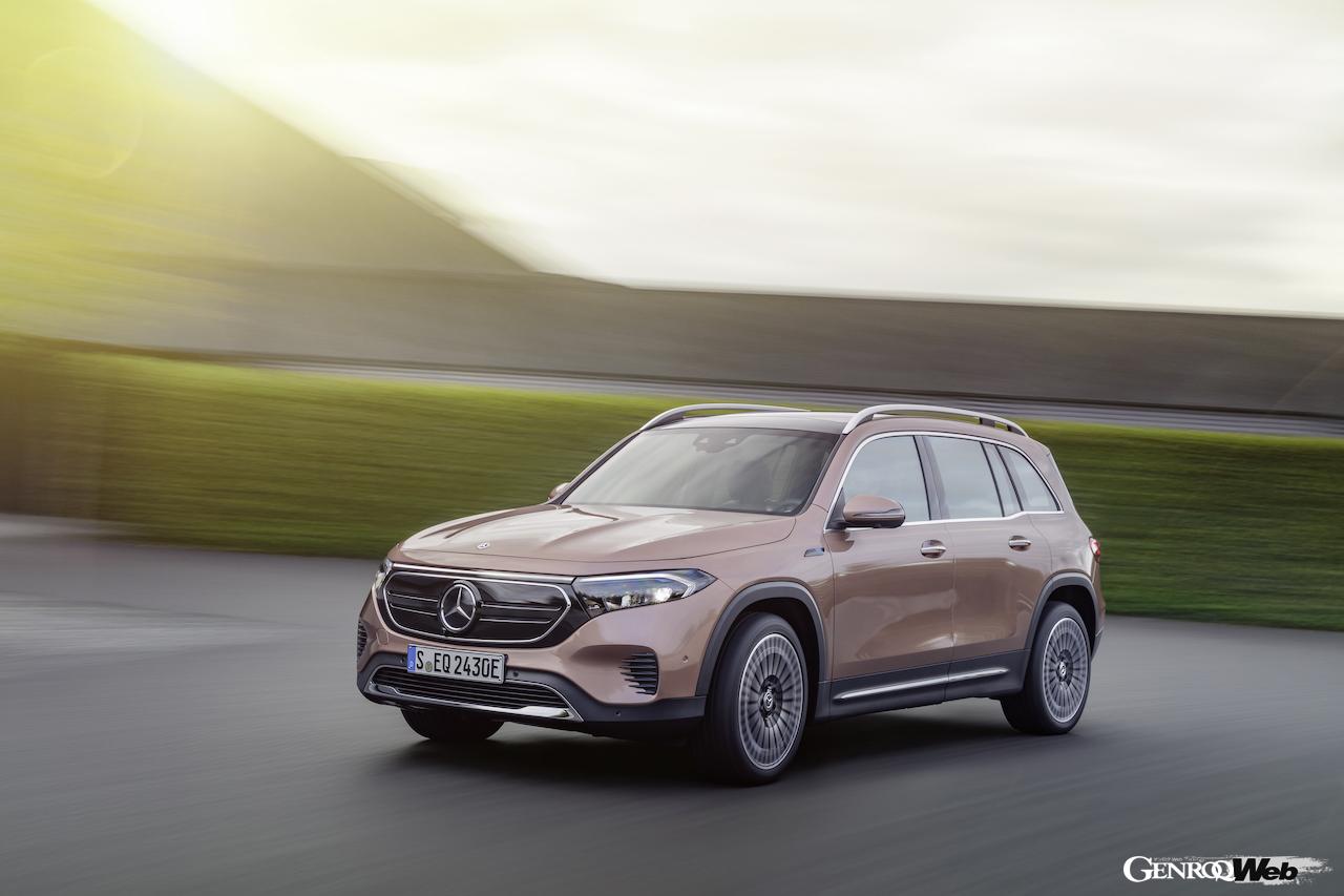 メルセデス・ベンツ EQBのフロントビュー