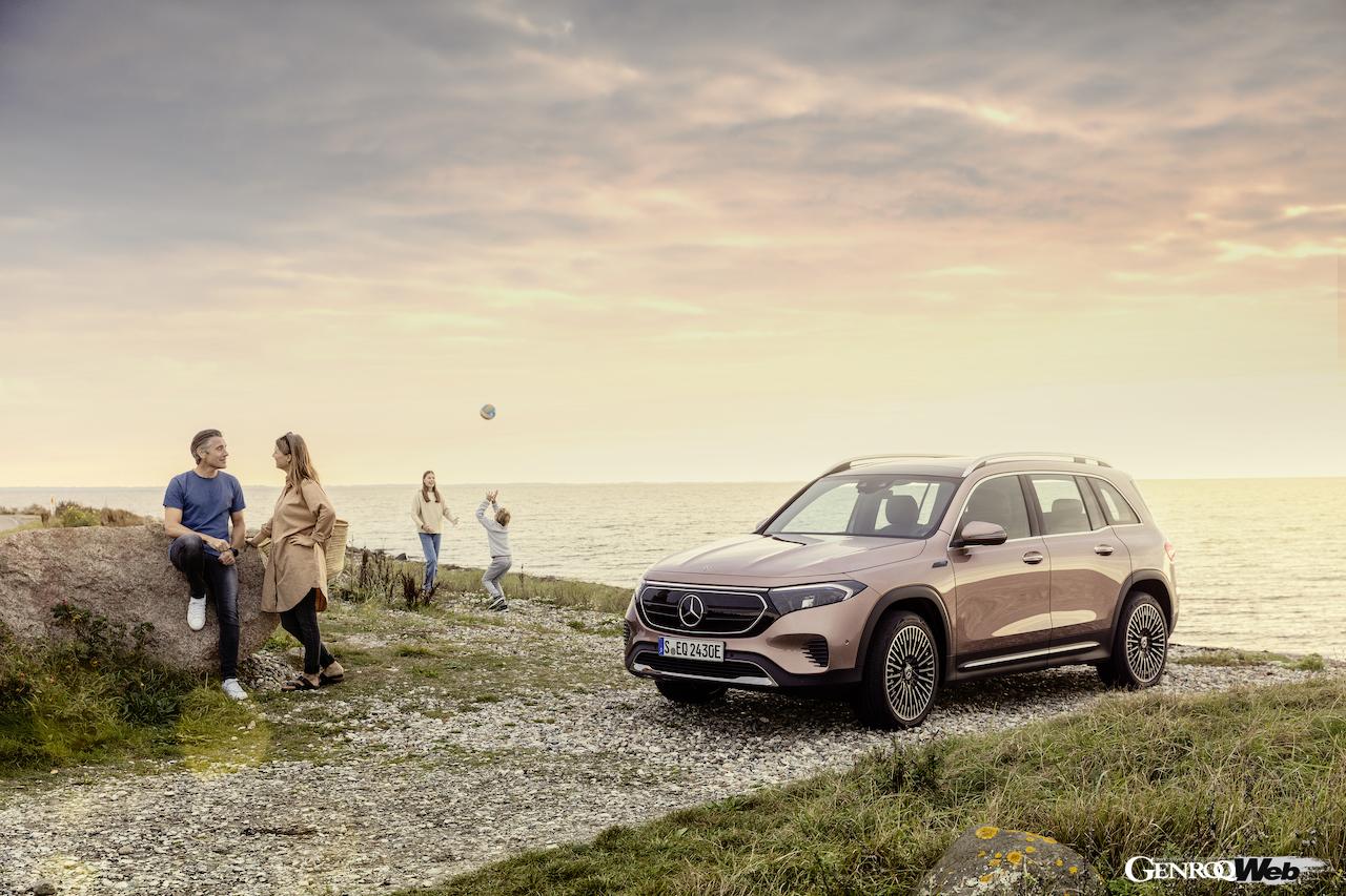 メルセデス・ベンツ EQBのフロントビュー