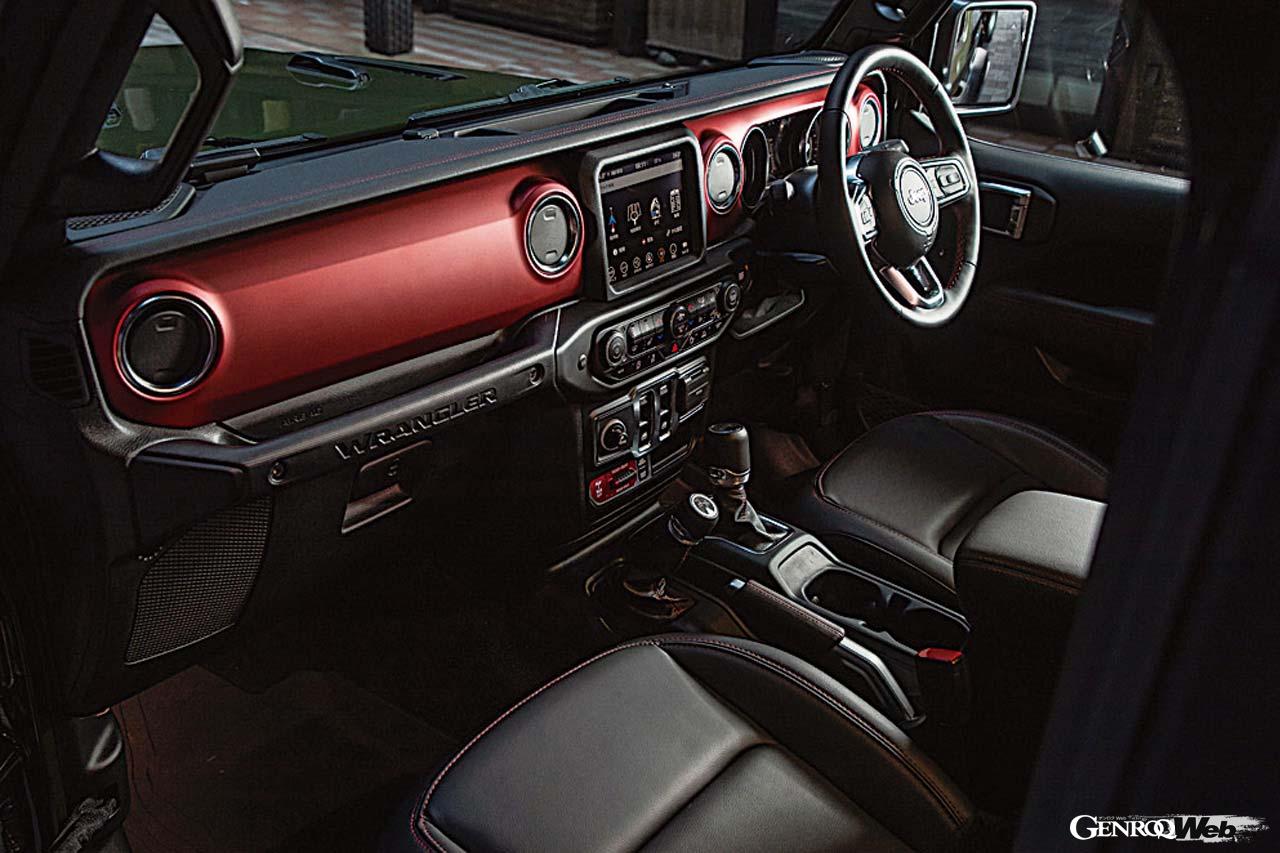 ジープ ラングラー ルビコン ソフトトップのインテリア