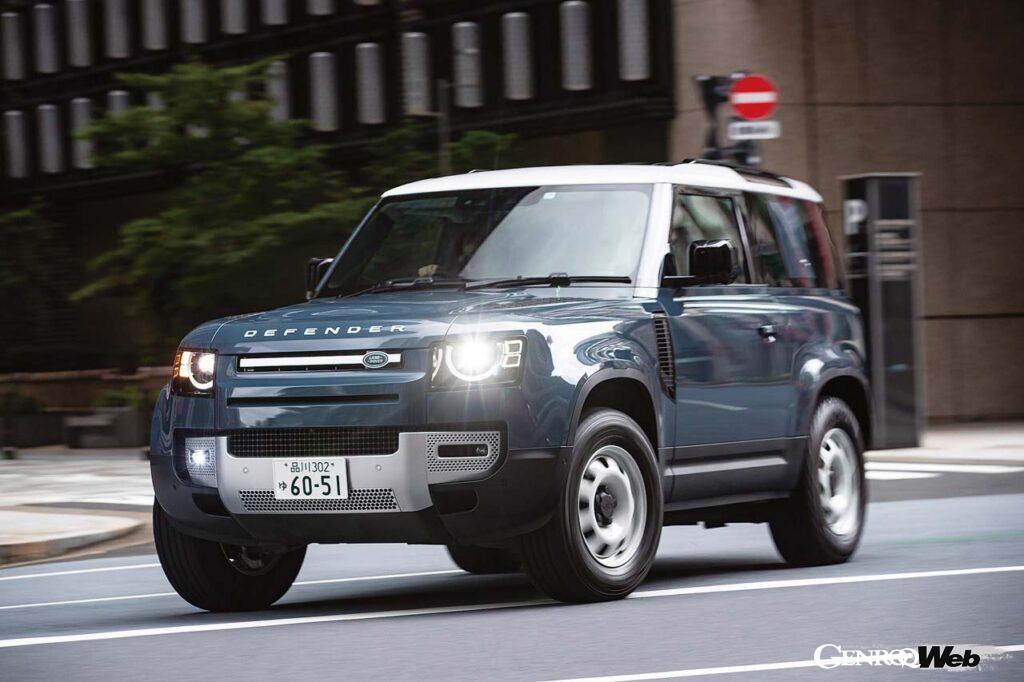 ランドローバー ディフェンダー 90 Sの走行シーン