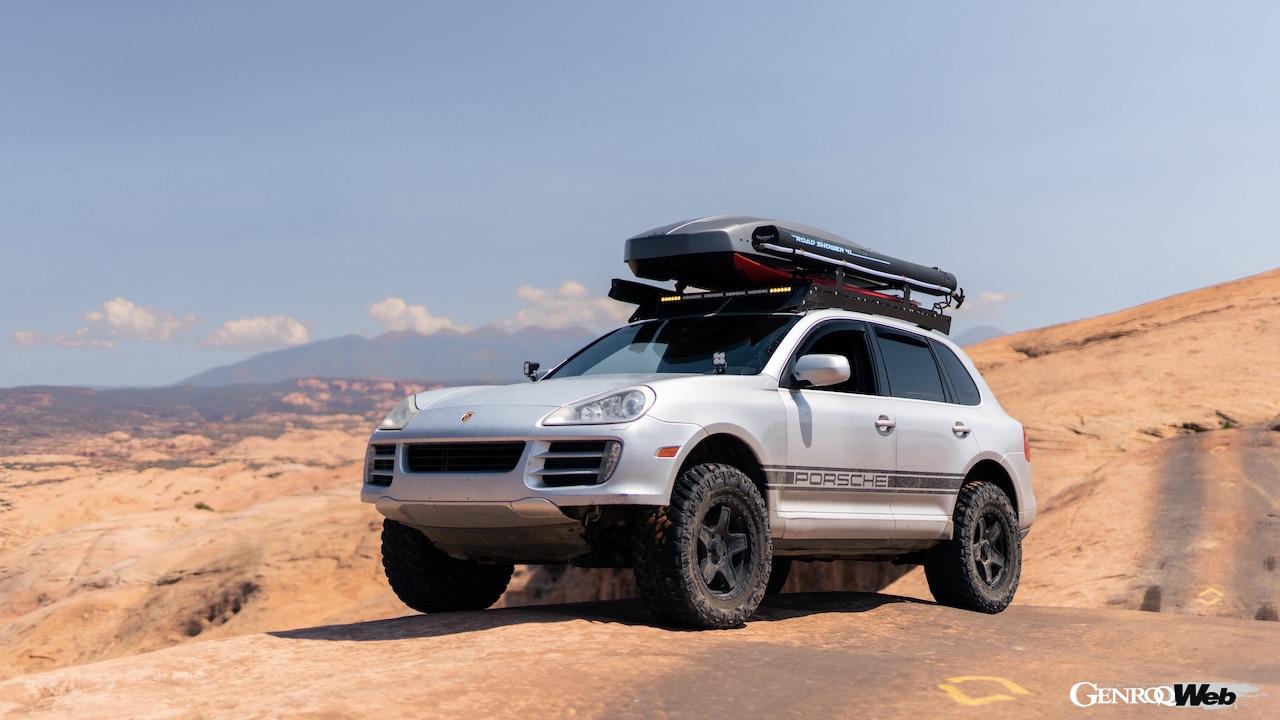 「人生は短い」、ポルシェ カイエンを住処に、世界を楽しむ旅へと出かけた退役空母乗り