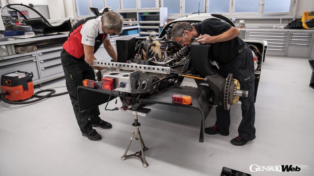 1987年ADACスーパーカップ優勝マシン「ポルシェ 962C」を、ハンス＝ヨアヒム・スタックがドライブ