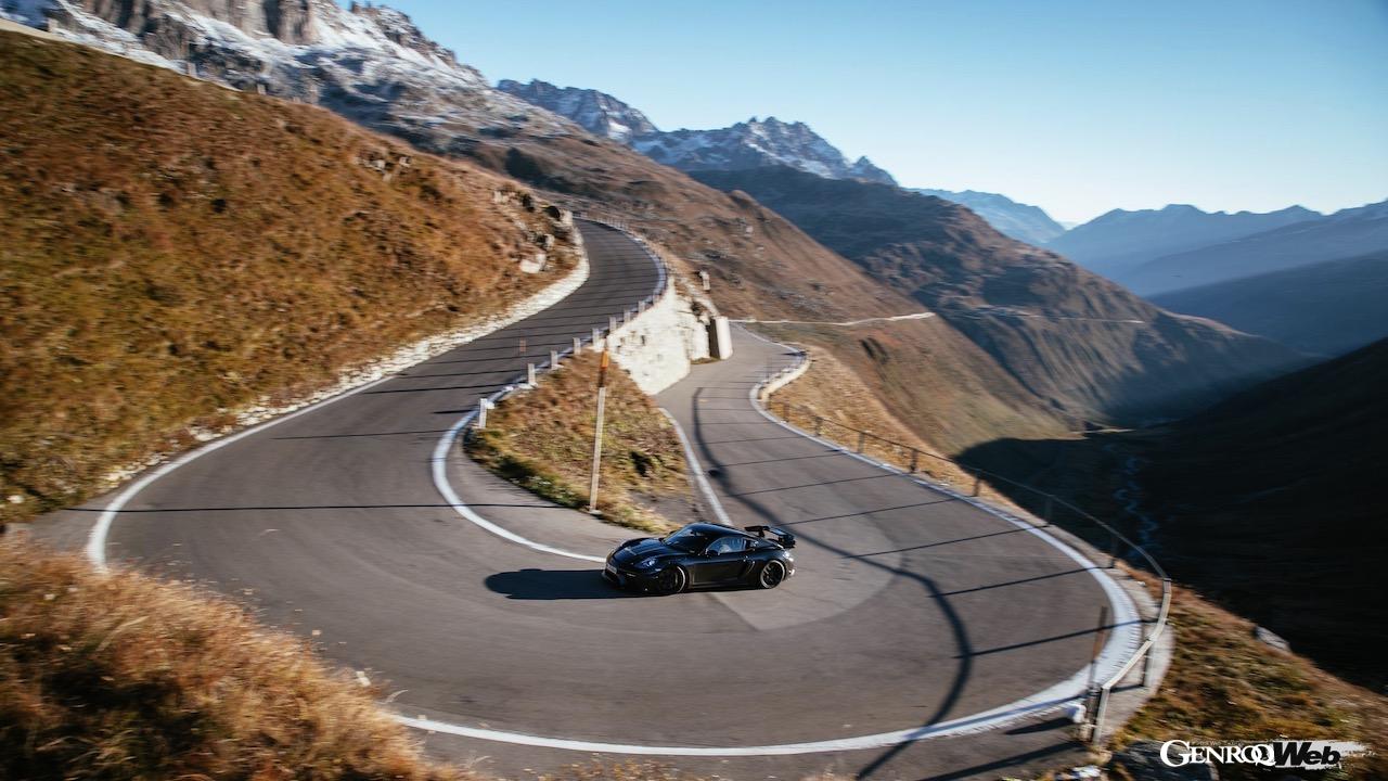 新型「ポルシェ 718 ケイマン GT4 RS」、ニュルブルクリンク・ノルドシュライフェで最終テストを敢行