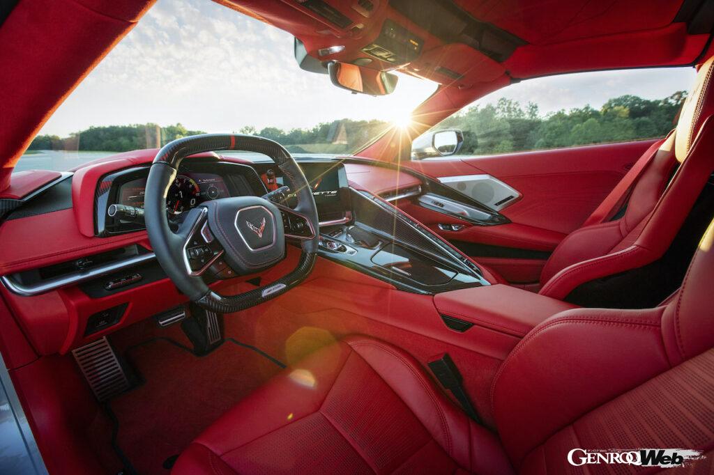 ミッドシップ8代目シボレー コルベットにハイパフォーマンス仕様「Z06」が登場