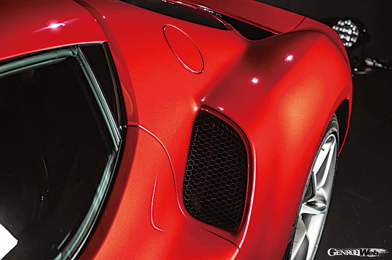 フェラーリ 296 GTBのリヤビュー