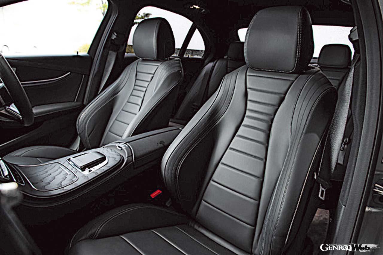 メルセデス・ベンツ E 200 スポーツのフロントシート