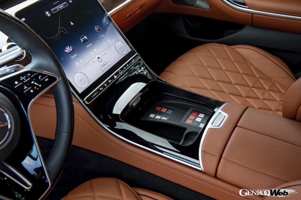 メルセデス・ベンツ S680 ガード 4マティックのセンターコンソール