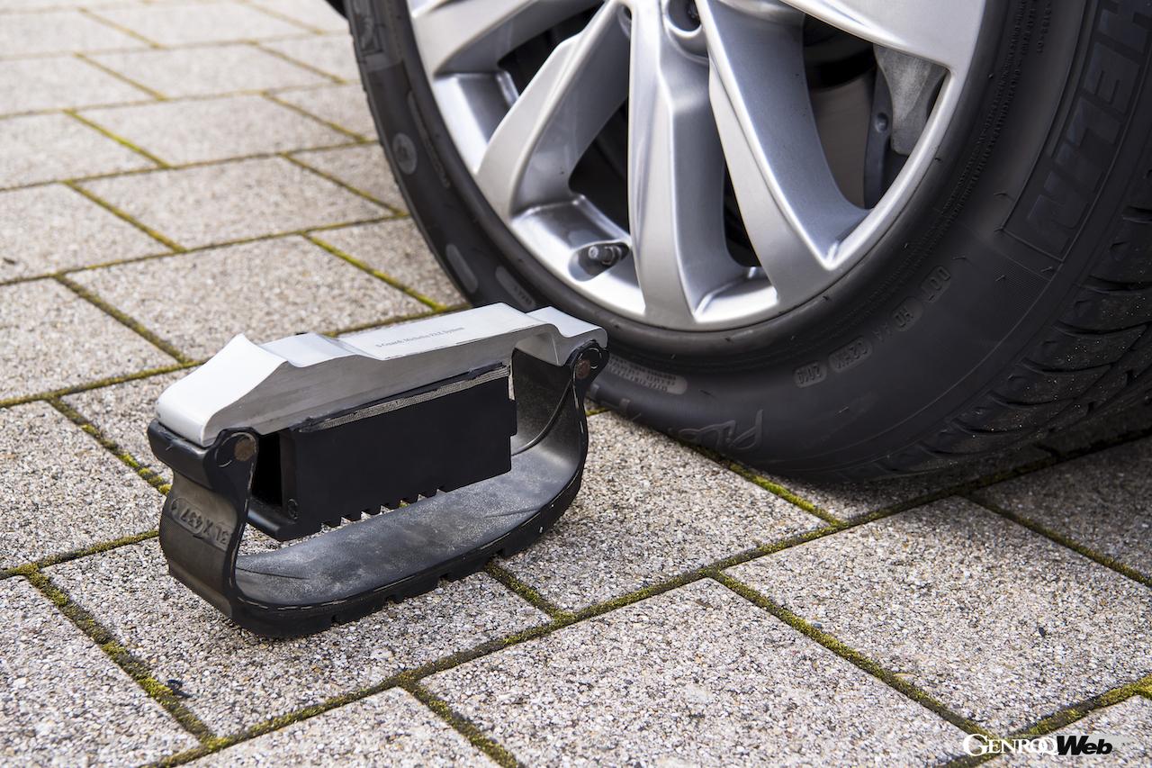 メルセデス・ベンツ S 680 ガード 4マティックのランフラットタイヤ