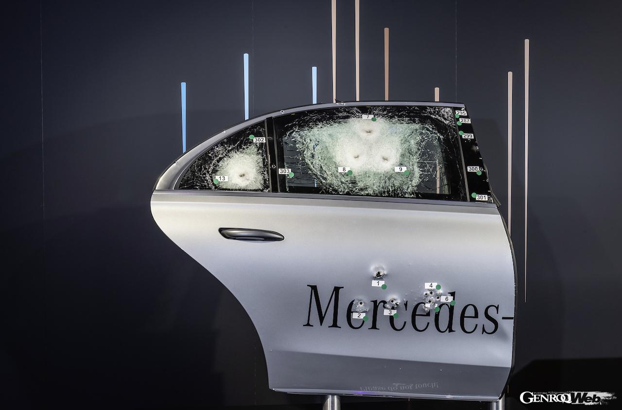 メルセデス・ベンツ S 680 ガード 4マティックのドア