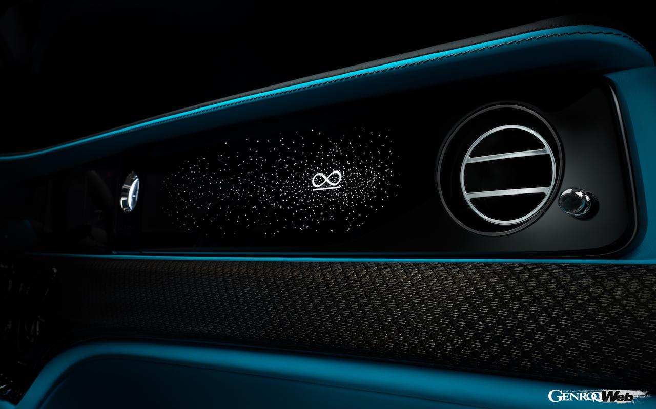 ロールス・ロイス ゴースト ブラック・バッジ仕様のダッシュボード