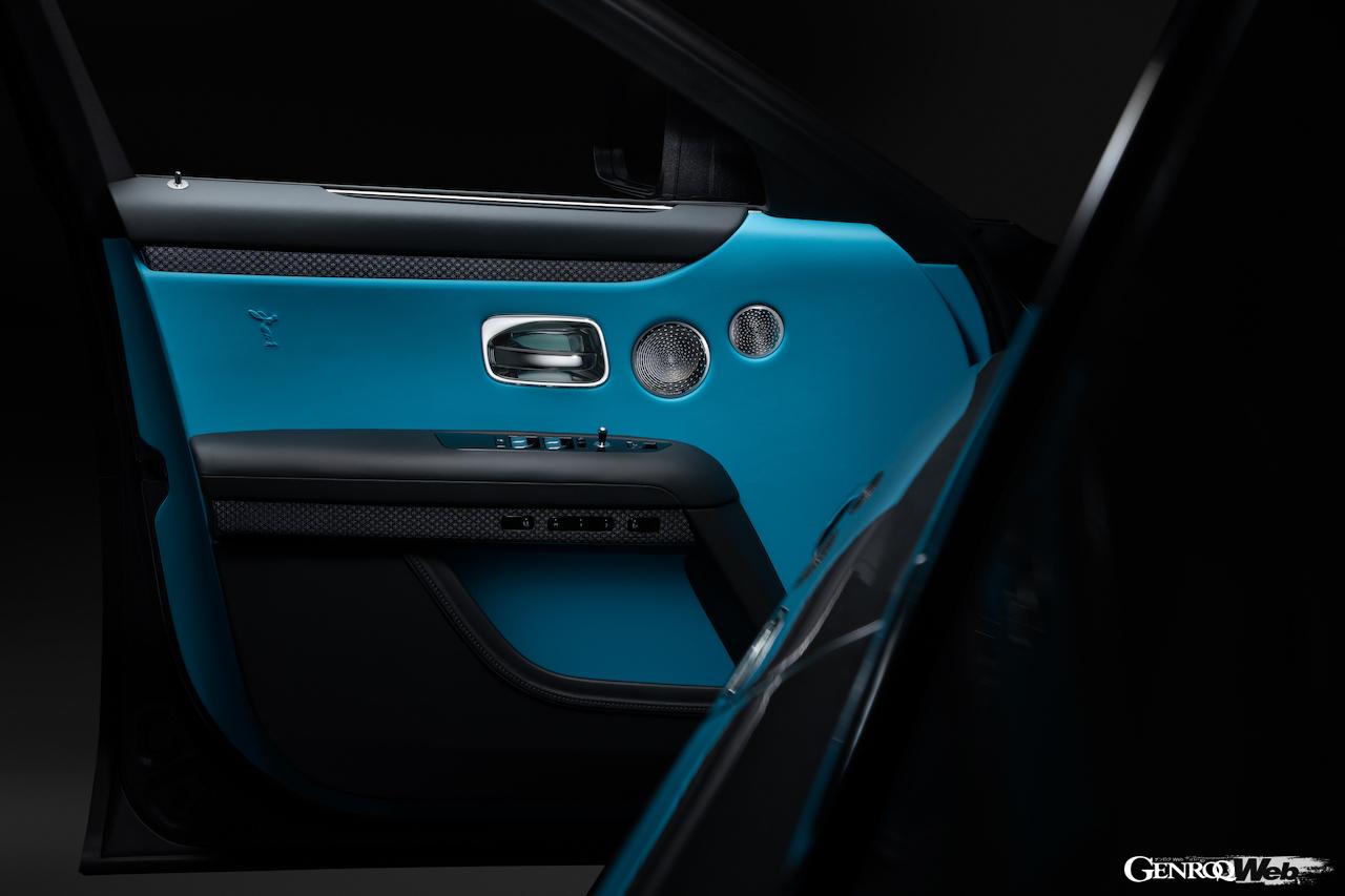 ロールス・ロイス ゴースト ブラック・バッジ仕様のドアトリム