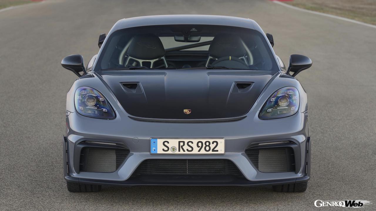 最高出力500ps、軽量化と大幅なパフォーマンスアップを果たした「ポルシェ 718 ケイマン GT4 RS」
