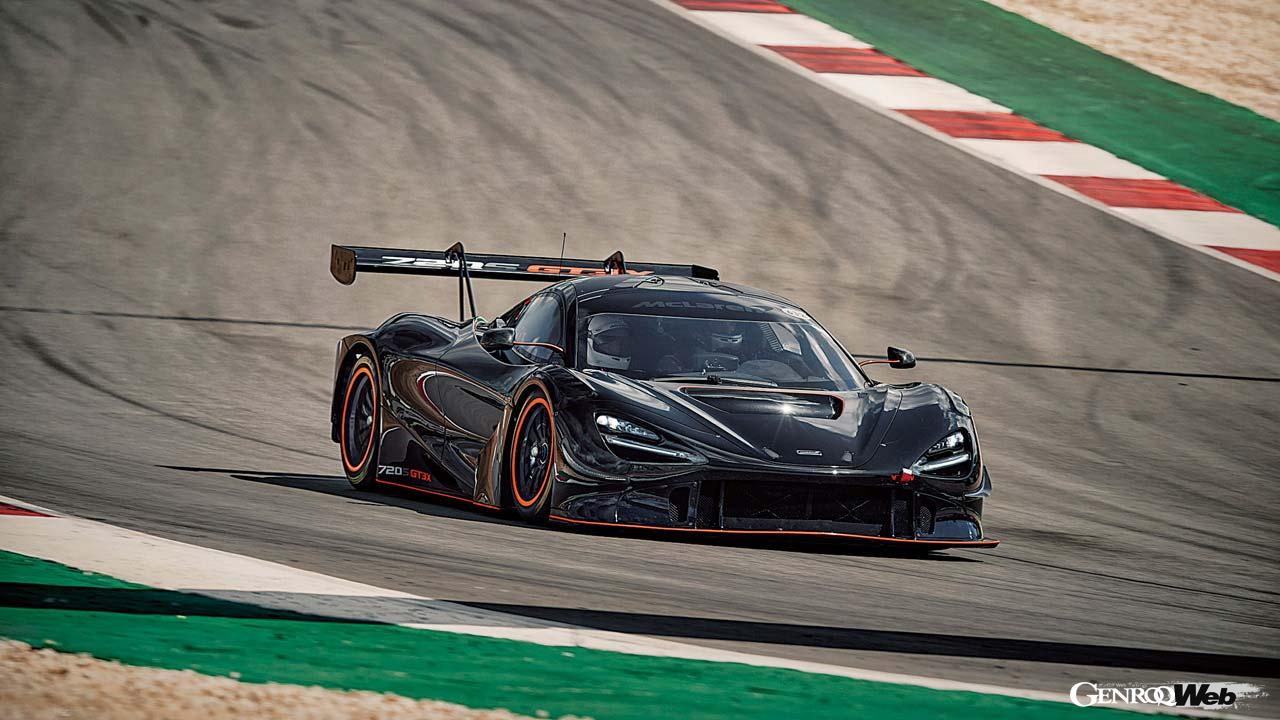 マクラーレン 720S GT3Xの走行シーン