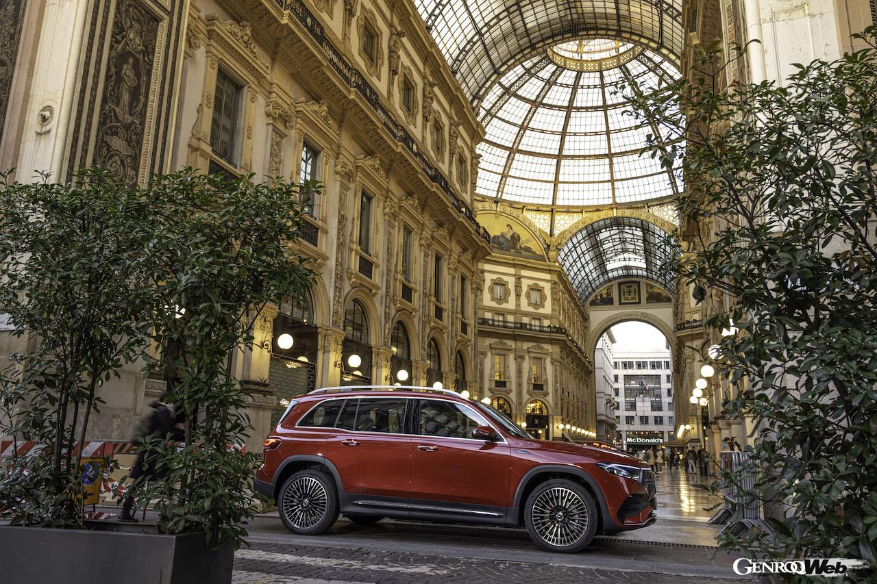 メルセデス・ベンツ EQB 350 4マティックのサイドビュー