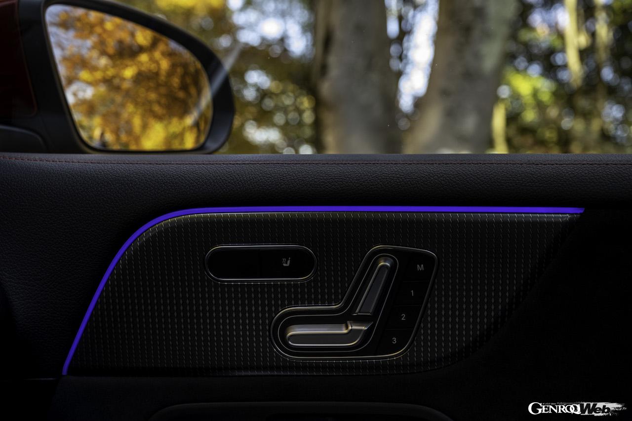 メルセデス・ベンツ EQB 350 4マティックのシートアジャスター