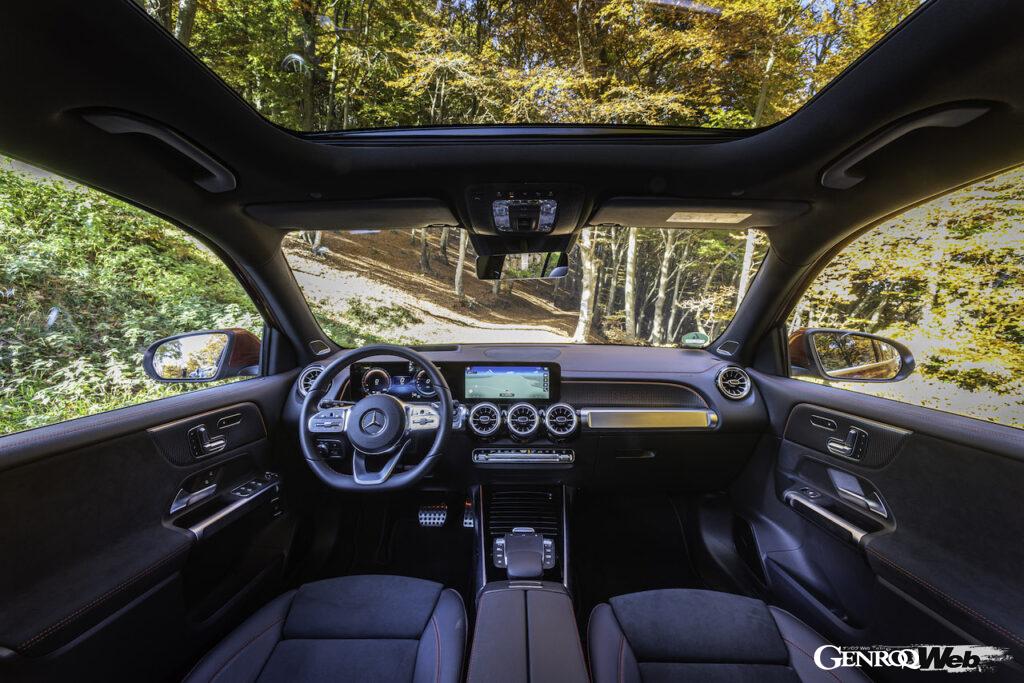 メルセデス・ベンツ EQB 350 4マティックのフェイシア