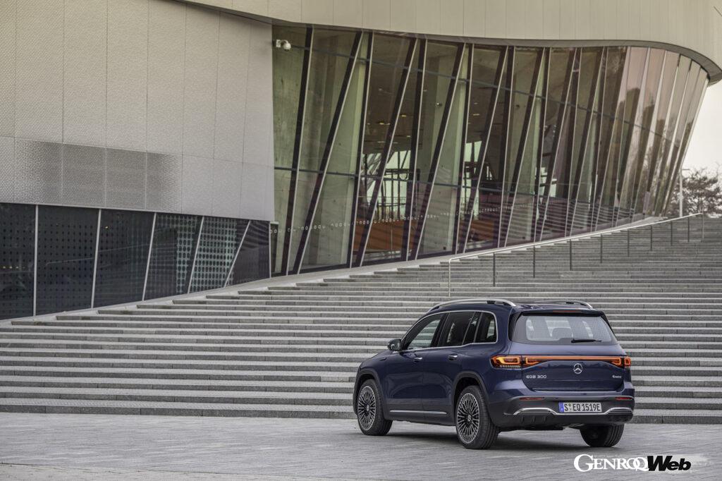 メルセデス・ベンツ EQB 300 4マティックのリヤビュー